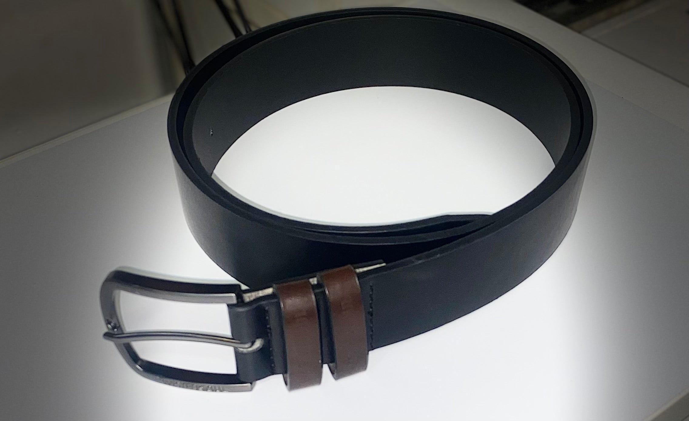 Twisted Soul 0012 Black Contrast Belt – sizedwell